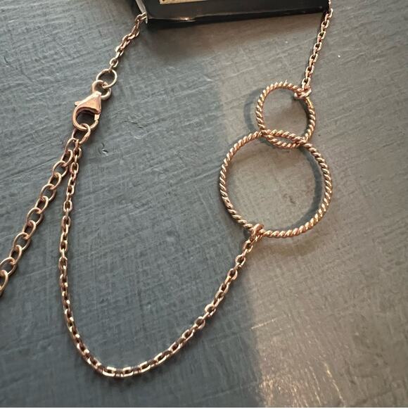 War Chest Boutique Rose Gold Tone Bracelet NEW - Picture 5 of 5